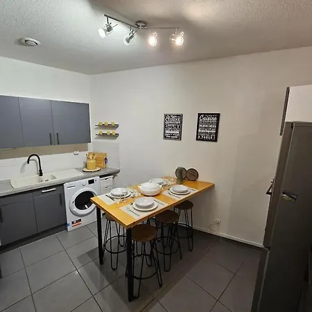 Apartment Le 3 Bis Yourhosthelper *